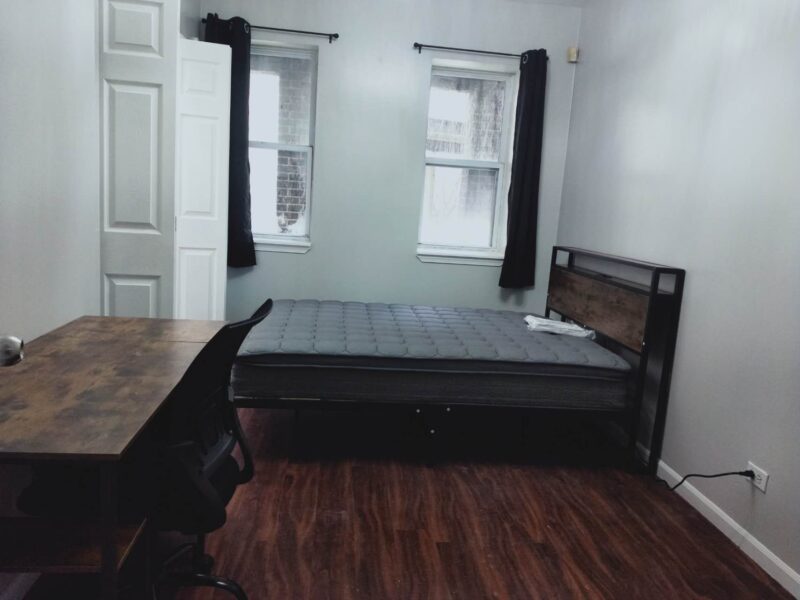 Private Bedroom for Rent in a Furnished 3BR/3BA Townhome – Private Bath & Garage (Optional)