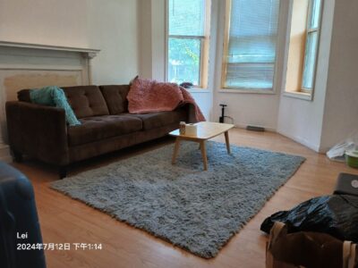 Furnished 3BR/1.5BA Apartment in the Center of Hyde Park