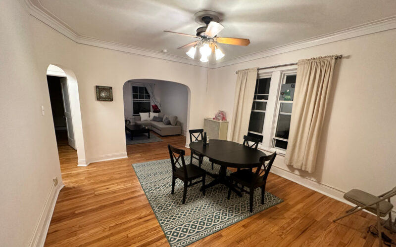Looking for roommate in shared apartment