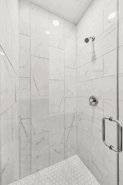 3 Beds 3 Baths Apartment/Condo, Available April 1st