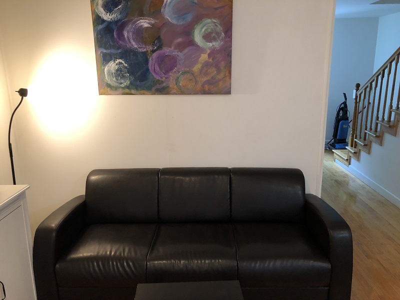 Look for a Male Tenant. 4bd/2.5 ba Townhouse