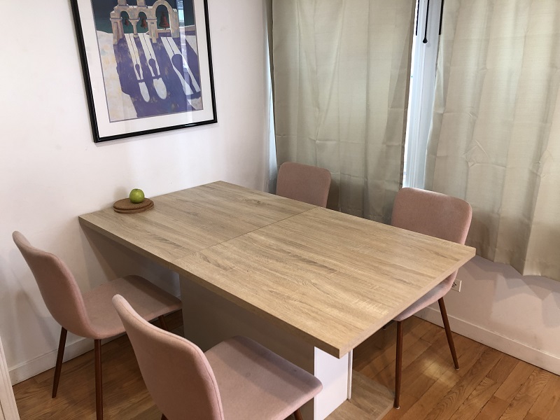 Look for a female tenant. Beautiful Campus Furnished Townhouse 4 bd/2.5 ba