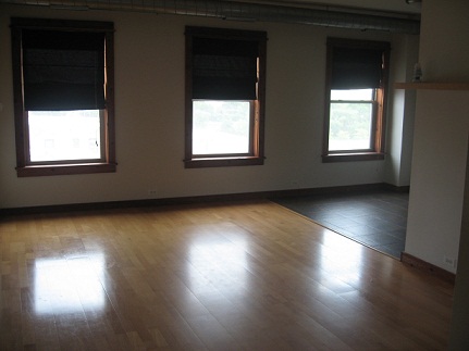 Beautiful 2-Bedroom Condo in Hyde Park – $1,890/month