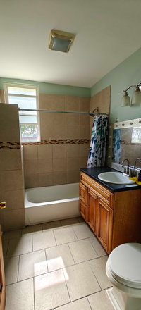 2br Urban Oasis in Historic Fuller Park with Garden, Fruit Trees, and Plenty of Parking