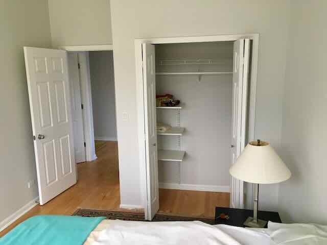 Updated, cozy sun filled 2 bedroom unit 1 block from campus