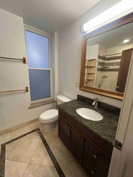 61st and Kimbark - #1 Front room with shared bathroom
